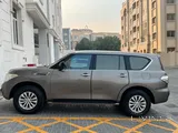 نيسان باترول إل إي 2017 - 7 مقاعد، دفع رباعي، بنزين، أوتوماتيك (بيع عاجل)